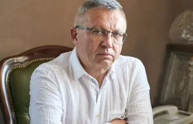 Переводчик финансовой отчётности Дмитрий